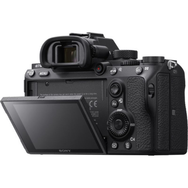 تصویر دوربین عکاسی سونی A7 III