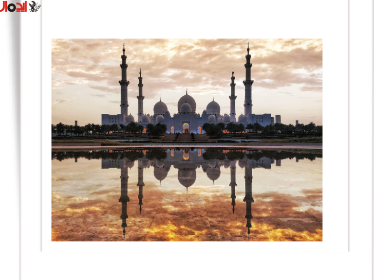 تقارن در عکاسی؛ راهنمای کامل استفاده از Symmetry برای ثبت تصاویر حرفه‌ای